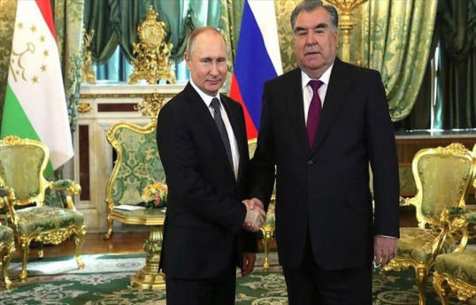 Vladimir Putin, Emomali Rahmon