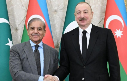 Pakistani PM congratulates President Ilham Aliyev on his birthday