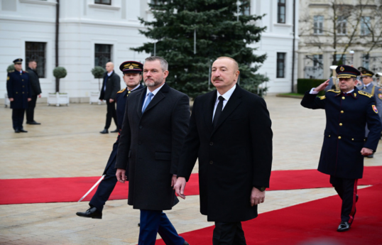 Slovak President congratulates Azerbaijani President on his birthday