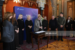 Memorial postage stamp released for AZAL aircraft crash in Kazakhstan -PHOTO 