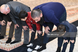 II Forum of Religious Leaders participants performed unity prayer in Baku -PHOTO 