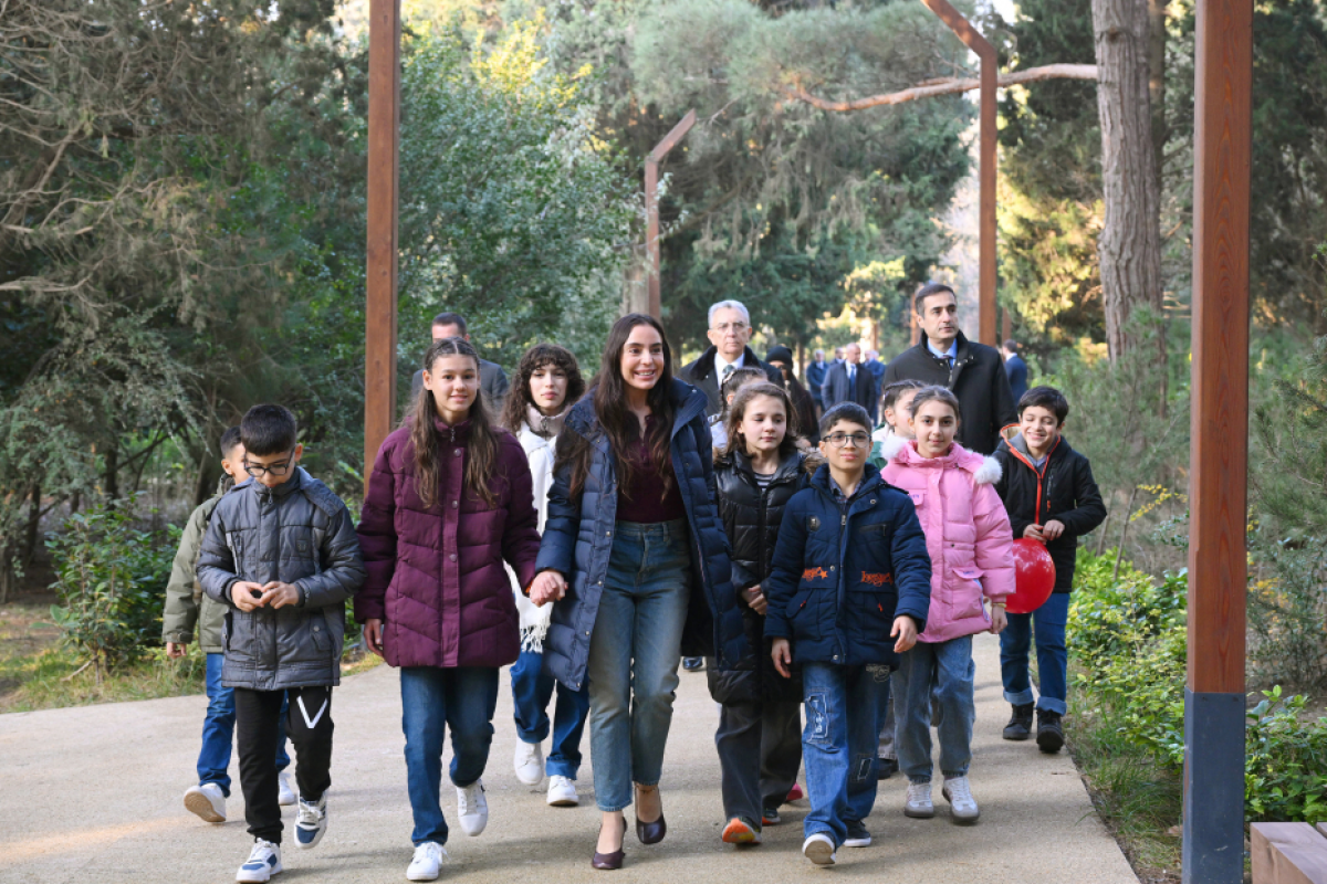 Leyla Aliyeva attends festivity for children at Central Botanical Garden