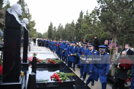 AZAL crew members commemorated at II Alley of Honor on anniversary of Baku–Grozny flight crash near Aktau -PHOTO -VIDEO 