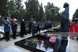 AZAL crew members commemorated at II Alley of Honor on anniversary of Baku–Grozny flight crash near Aktau -PHOTO -VIDEO 