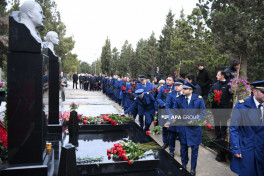 AZAL crew members commemorated at II Alley of Honor on anniversary of Baku–Grozny flight crash near Aktau -PHOTO -VIDEO 