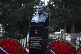 AZAL crew members commemorated at II Alley of Honor on anniversary of Baku–Grozny flight crash near Aktau -PHOTO -VIDEO 