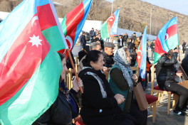 Azerbaijan relocates former IDPS to villages of Shushakand and Khanyurdu in Khojaly, families receive house keys -PHOTO 