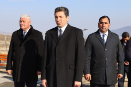 Azerbaijan relocates former IDPS to villages of Shushakand and Khanyurdu in Khojaly, families receive house keys -PHOTO 