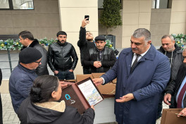 Azerbaijan sends another relocation caravan to Aghdam city, families receive house keys -UPDATED 
