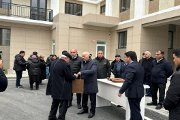 Azerbaijan sends another relocation caravan to Aghdam city, families receive house keys -UPDATED 
