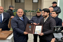 Azerbaijan sends another relocation caravan to Aghdam city, families receive house keys -UPDATED 