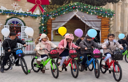 Initiated by Leyla Aliyeva, New Year celebrations for children organized in Yevlakh
