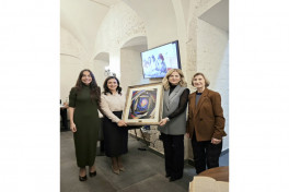 Leyla Aliyeva meets with elderly citizens at “Yasha” Center