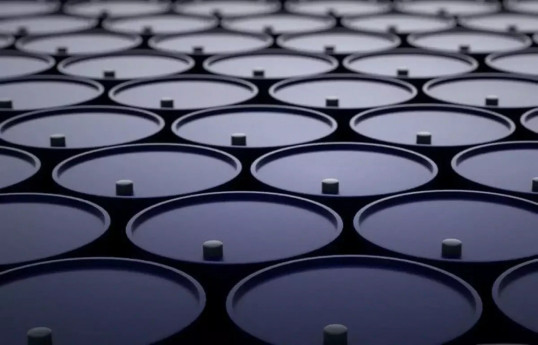 Oil prices fell by more than 2.5% on world markets