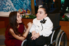 Leyla Aliyeva and Alena Aliyeva visit DOST Center for Inclusive Development and Creativity-PHOTO 