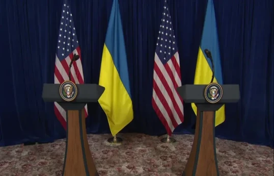 Trump and Zelenskyy meeting ends as podiums are set up
