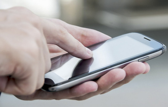 Azerbaijan to charge fee of AZN 100 for registering more than 1 mobile phone imported into country