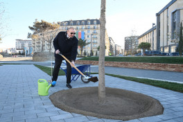 President Ilham Aliyev visited Baku White City-UPDATED 