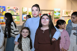 Arzu Aliyeva and Alena Aliyeva attend “10 Years Lived in Colors” exhibition
