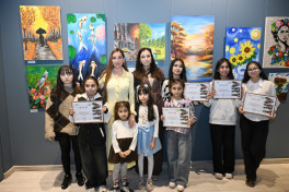 Arzu Aliyeva and Alena Aliyeva attend “10 Years Lived in Colors” exhibition