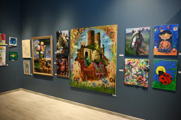 Arzu Aliyeva and Alena Aliyeva attend “10 Years Lived in Colors” exhibition
