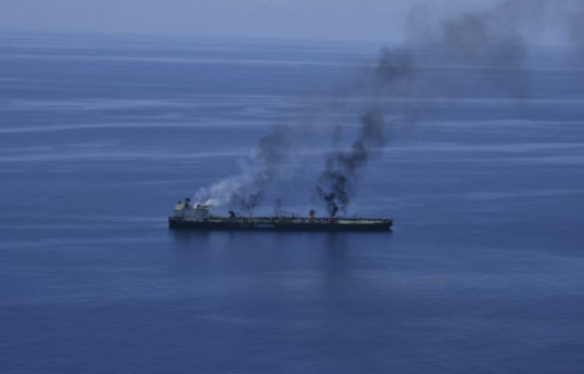 Saudi-led coalition launches air strike at Yemen's Mukalla port