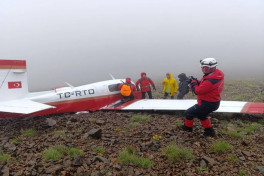 Single-engine aircraft crashes on Erzurum-Rize border, pilot killed, passenger rescued