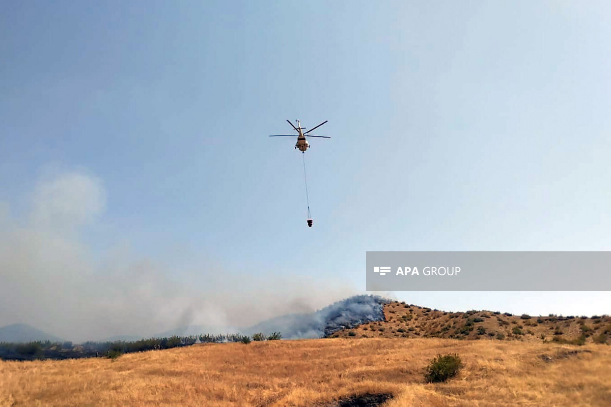 Azerbaijan MES forces deploy two helicopters to contain the fire in Aghdam and Aghdara districts -VIDEO -UPDATED-2 