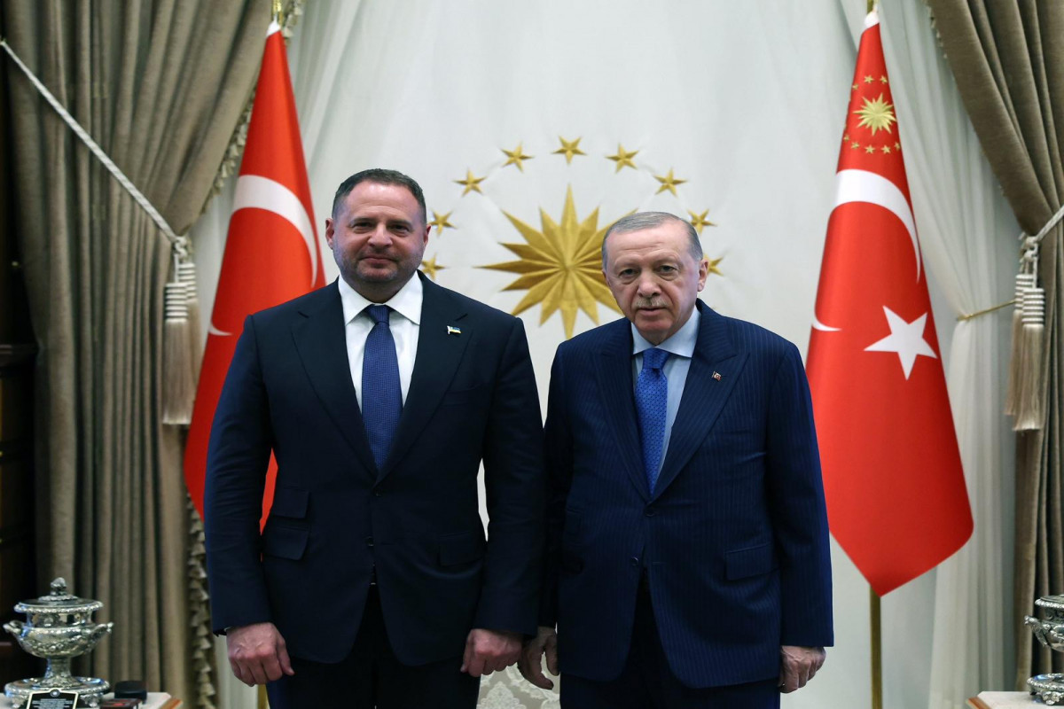Turkish President receives Andriy Yermak