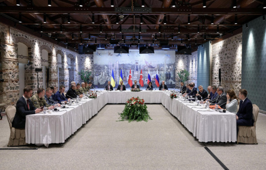 Russia and Ukraine begin full-format negotiations in Istanbul