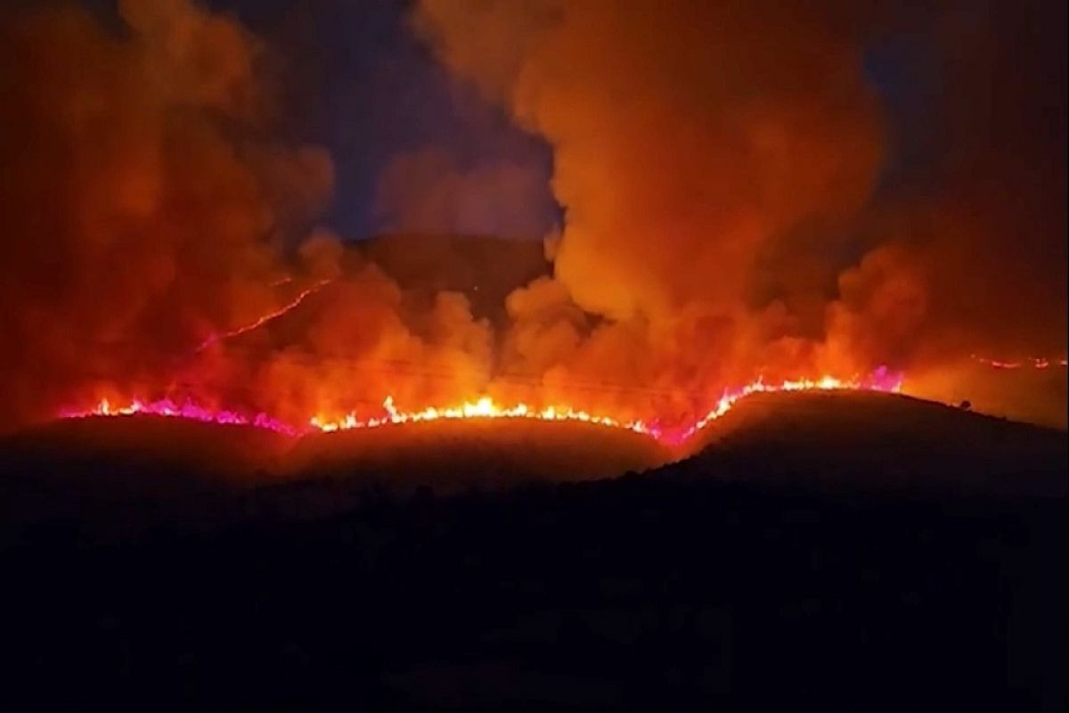 Wildfire in Albania injures three people, forces evacuation of 2,000
