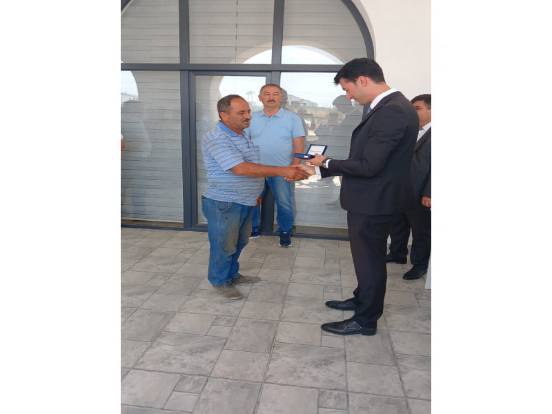 60 families transferred to Khidirli village in Aghdam district receive house keys