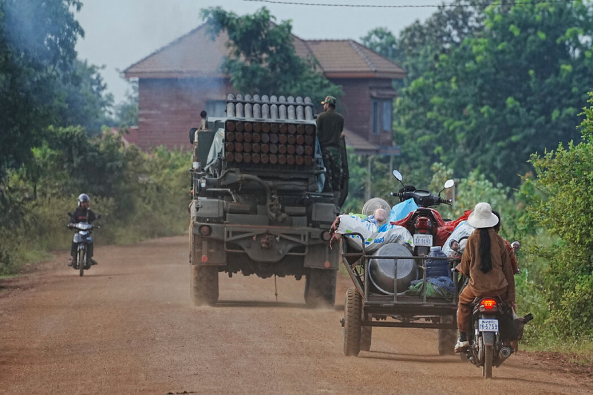 Border clashes between Cambodia, Thailand enter third day