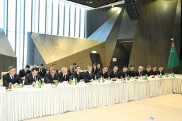 Azerbaijan, Turkmenistan sign document on expanding economic partnership