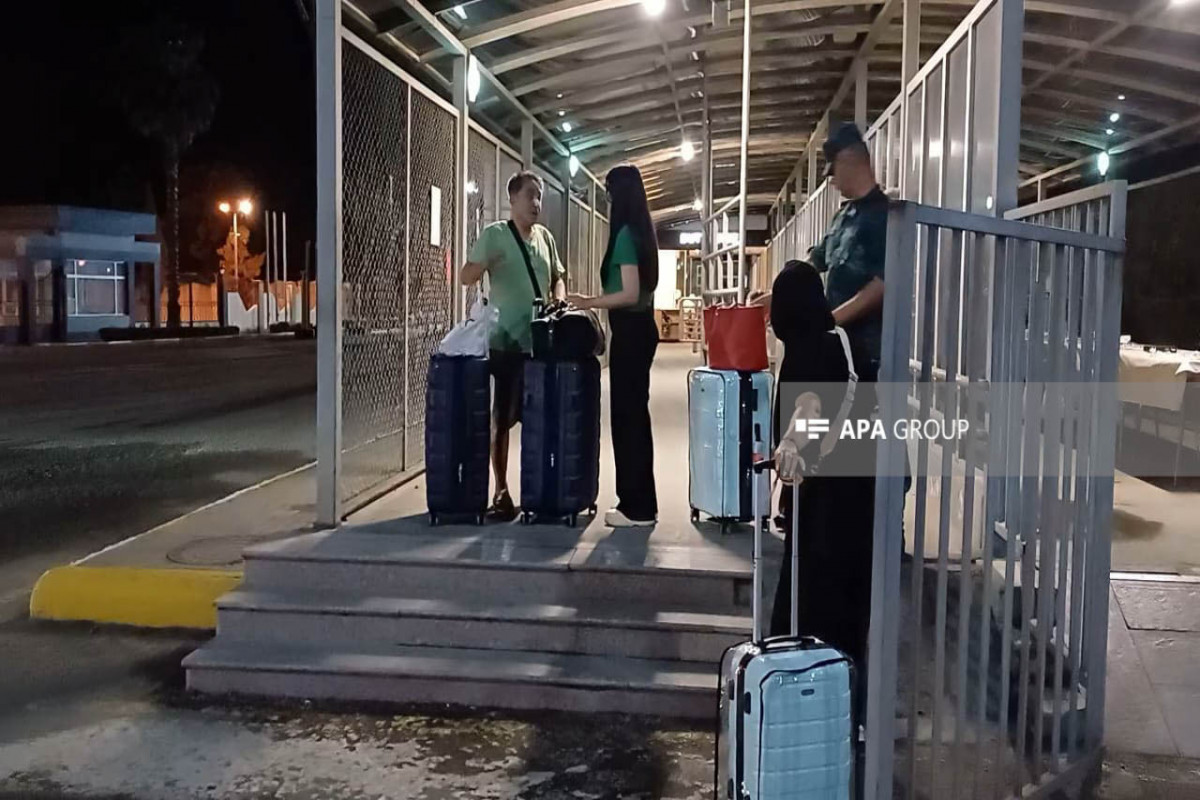 More than 60 foreigners evacuated from Iran to Azerbaijan during the day-PHOTO 