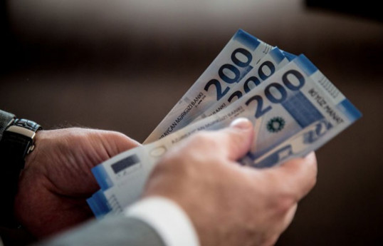 Average monthly salary in Baku nears AZN 1,400