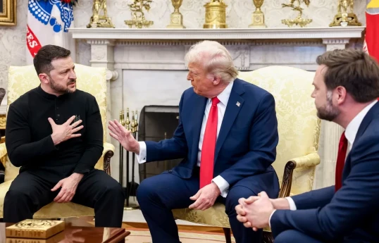 U.S. suspends all military aid to Ukraine