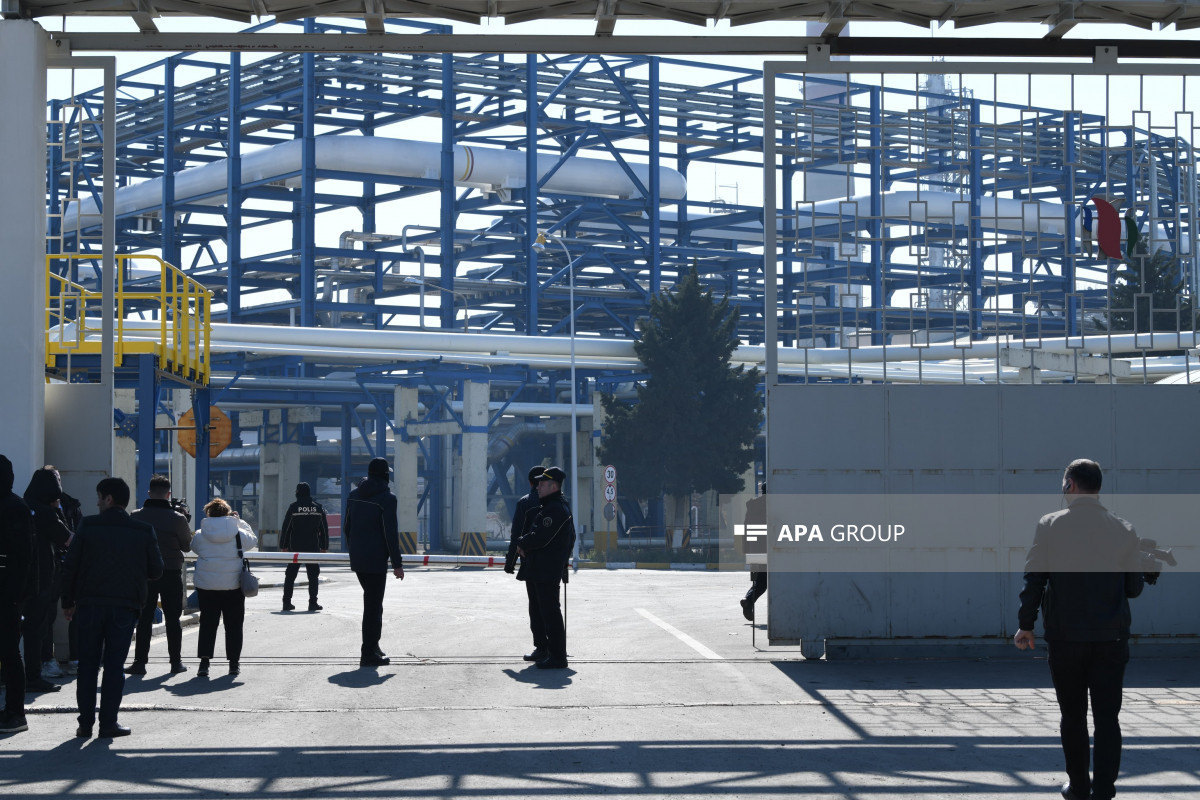 MES forces fully extinguish the fire at Oil Refinery in Baku -VIDEO -PHOTO -UPDATED -2 