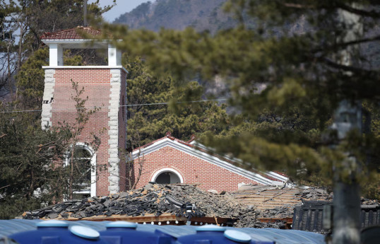 South Korea air force jet accidentally drops bombs on homes, injuring eight