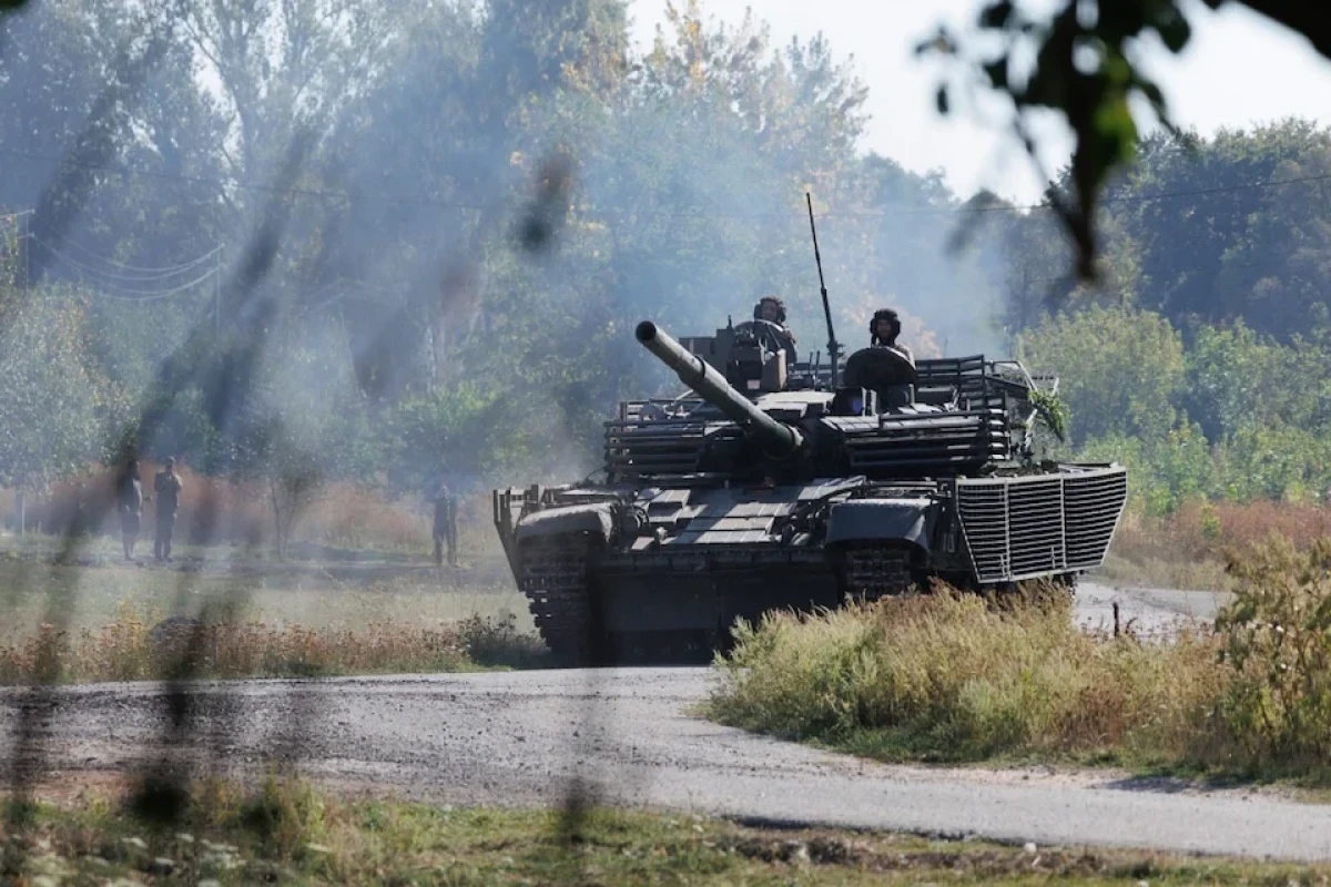 Media: 10,000 Ukrainian troops at risk of encirclement