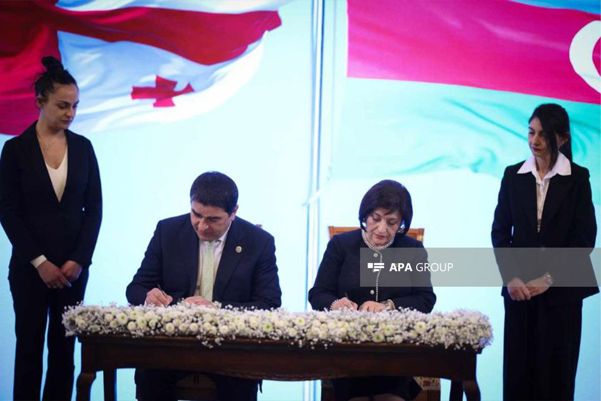 Azerbaijani Parliament's Speaker meets her Georgian counterpart, inks MoU