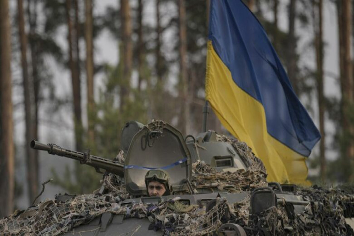 US will "immediately lift" pause on intel sharing and military aid to Ukraine, according to joint statement