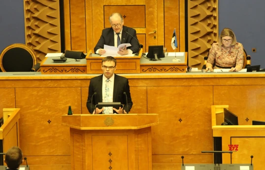 Estonia's ruling coalition collapsed