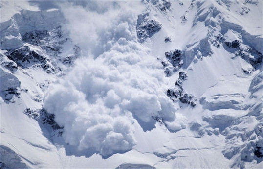 Tourist goes missing in avalanche in Armenia