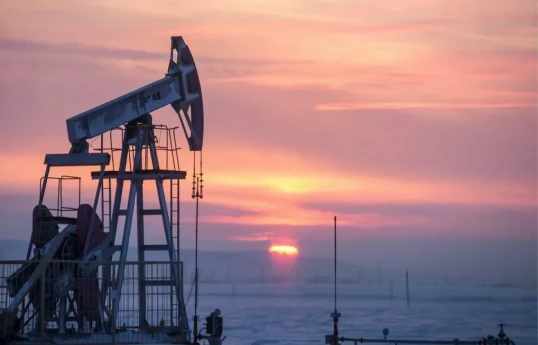Oil prices slightly decline in global markets