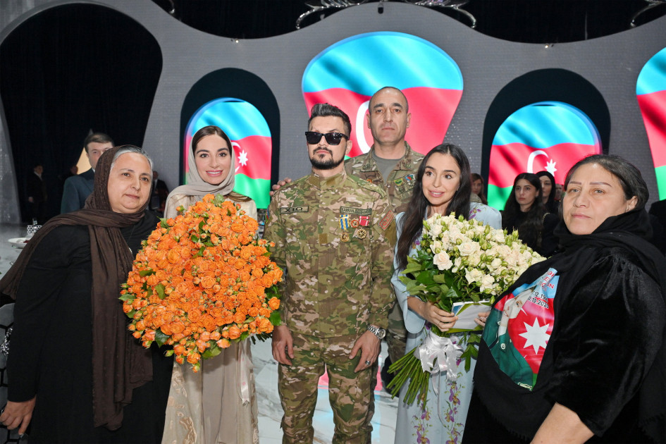 Leyla Aliyeva and Arzu Aliyeva attend Iftar ceremony with mothers of martyrs-PHOTO 