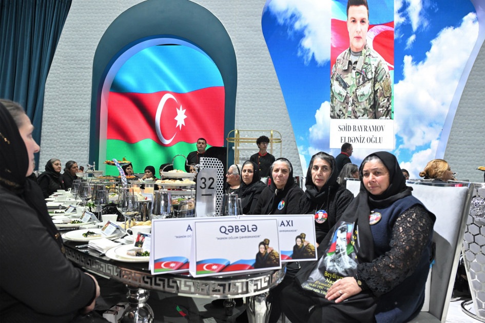 Leyla Aliyeva and Arzu Aliyeva attend Iftar ceremony with mothers of martyrs-PHOTO 