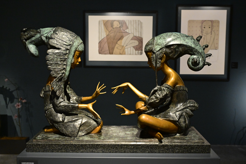 “The Mystery of the Rose” Exhibition by Sculptor Andrey Ostashov Opens at Heydar Aliyev Center