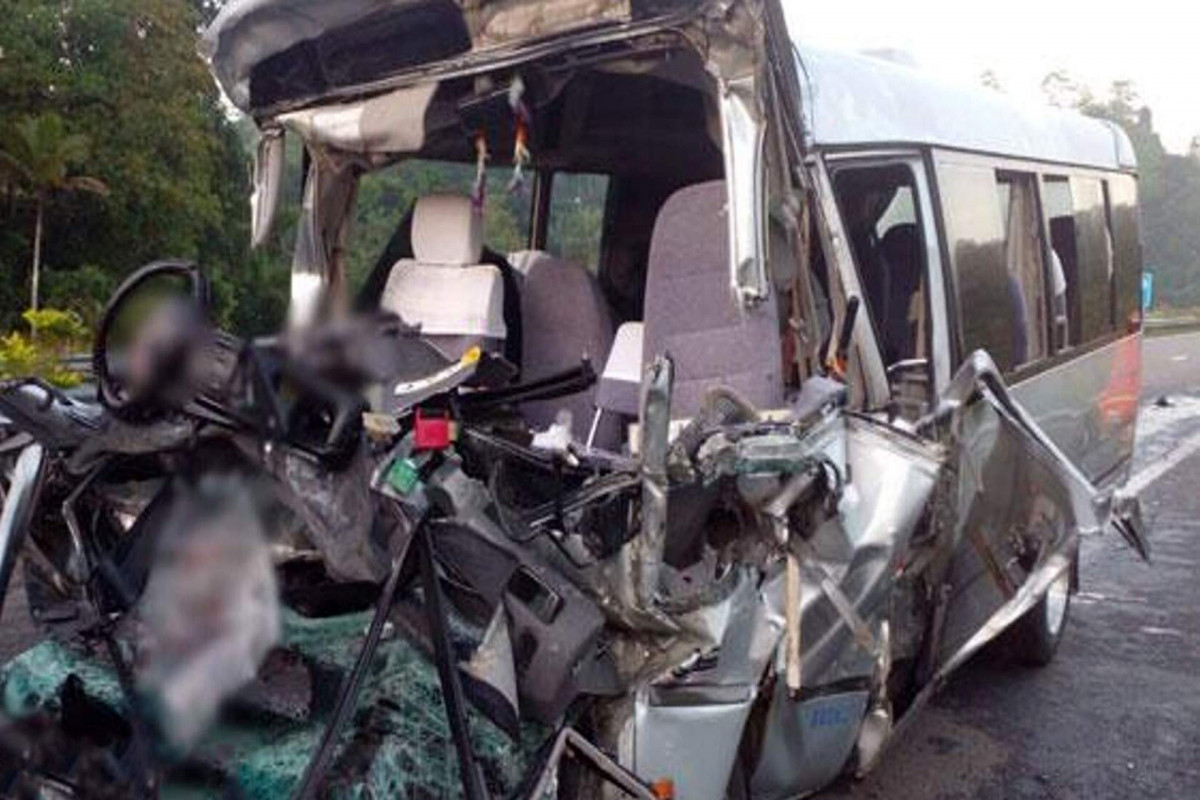 21 injured in bus accident in northwestern Sri Lanka