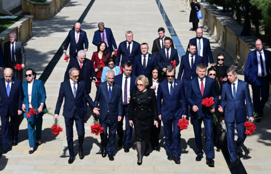 Speaker of Russia’s Federation Council visits Alley of Martyrs in Baku -PHOTO 